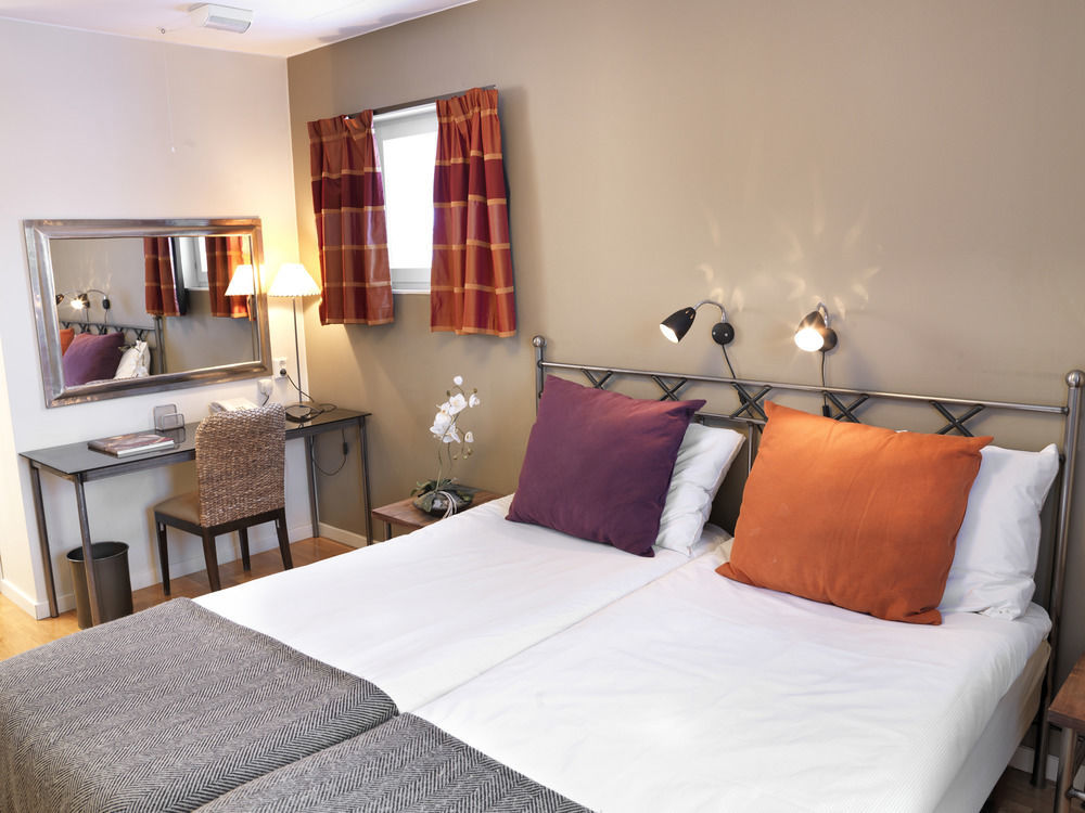 Maude´s Enskede Hotell